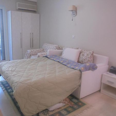 Modern Studio By The Sea Loutra Edipsou  Exterior foto